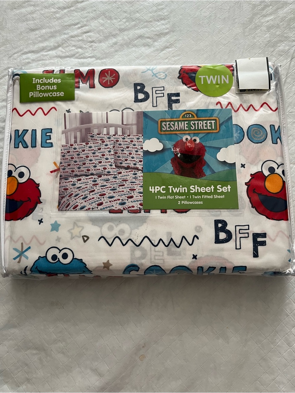 Sesame Street Twin Sheet Set with Elmo & Cookie Monster - White, Red, Blue